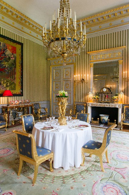 0136 Hotel de Brienne.jpg - SONY DSC